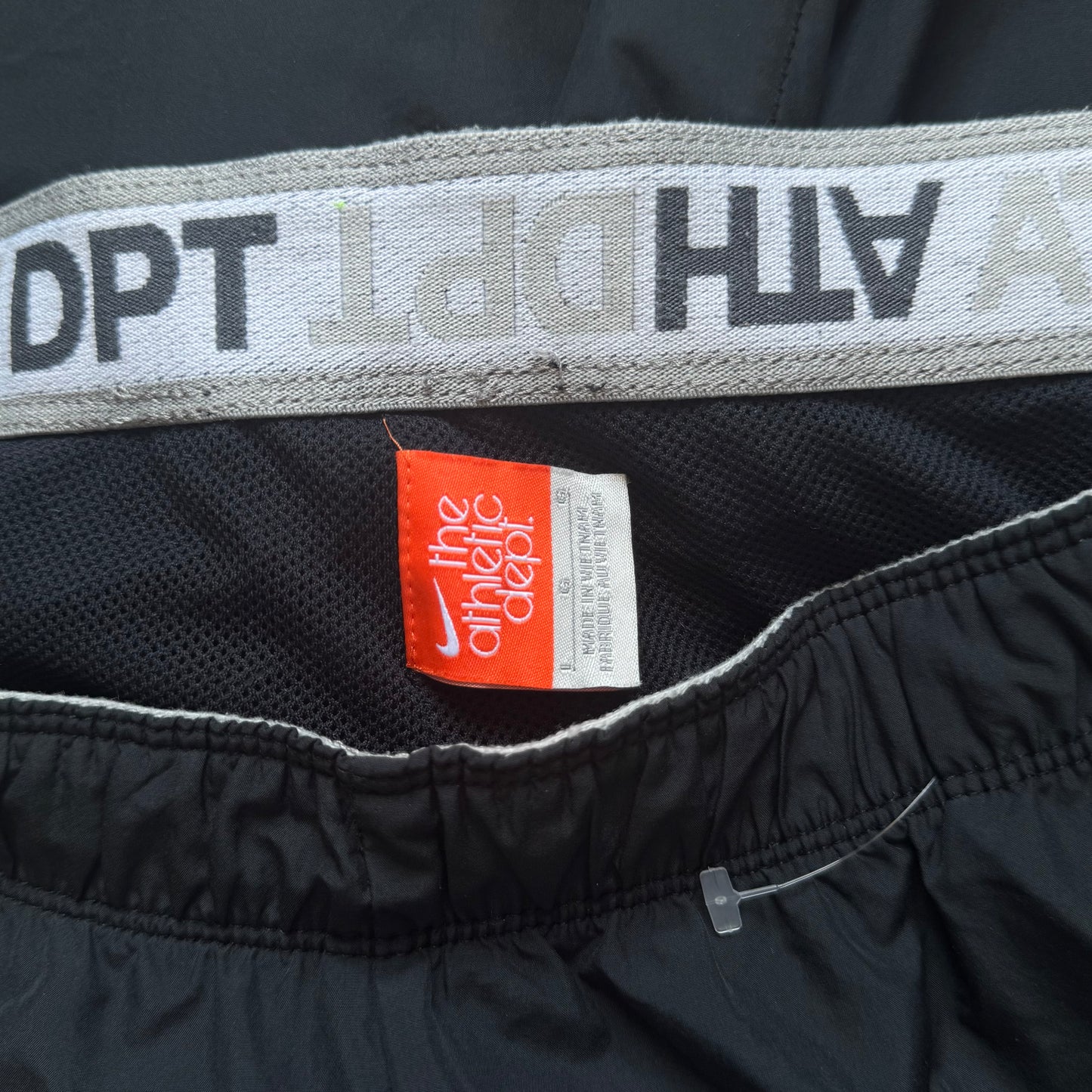 RARE 2000s Nike Trackpants Black - (L)