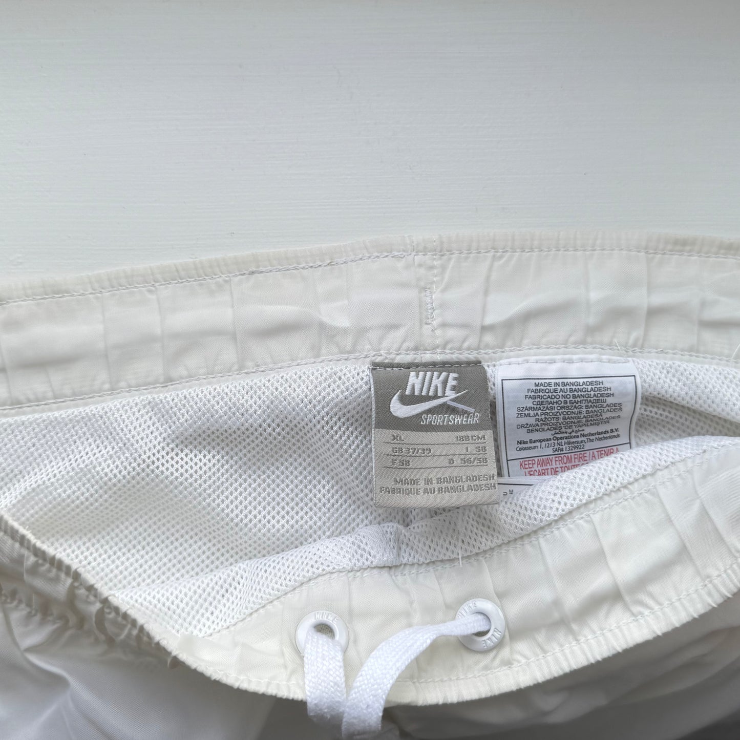 SUPER RARE 2000s Nike Trackpants White - (XL) | PREMIUM
