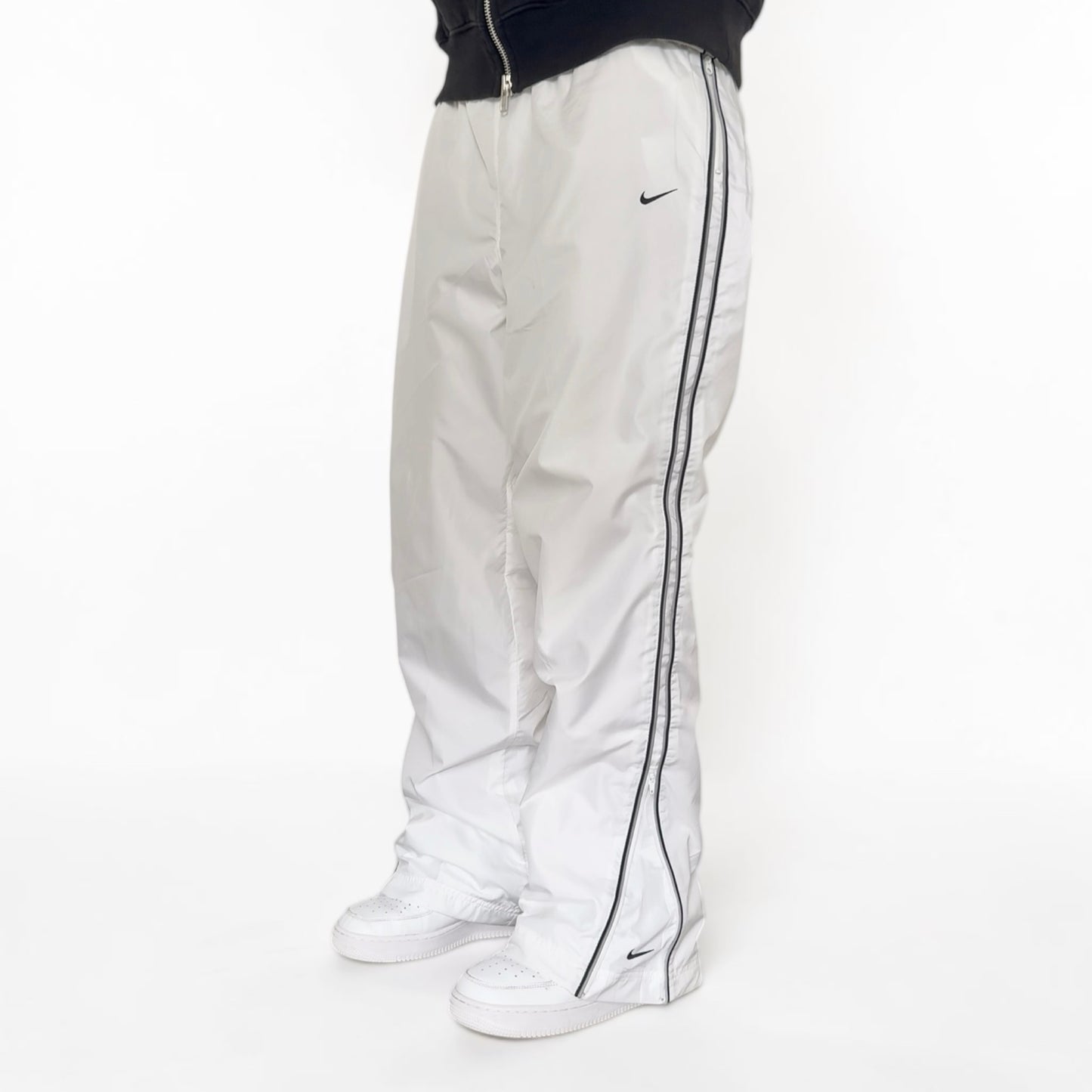 SUPER RARE 2000s Baggy Nike Trackpants White - (L)