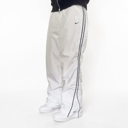 SUPER RARE 2000s Baggy Nike Trackpants White - (L)