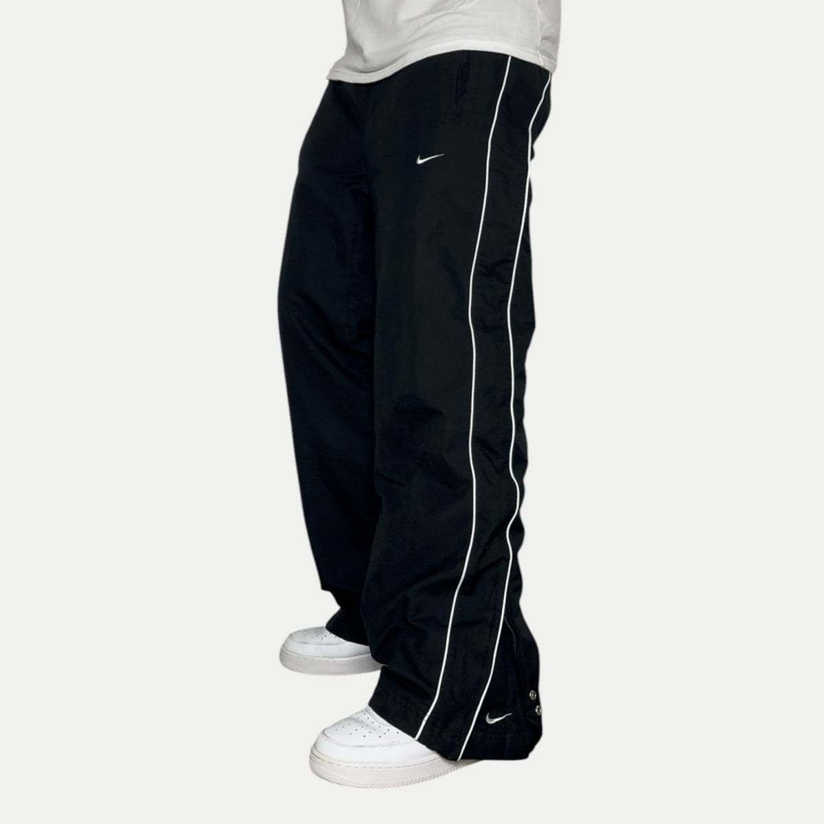 SUPER RARE 2000s Nike Trackpants Black - (M) | PREMIUM