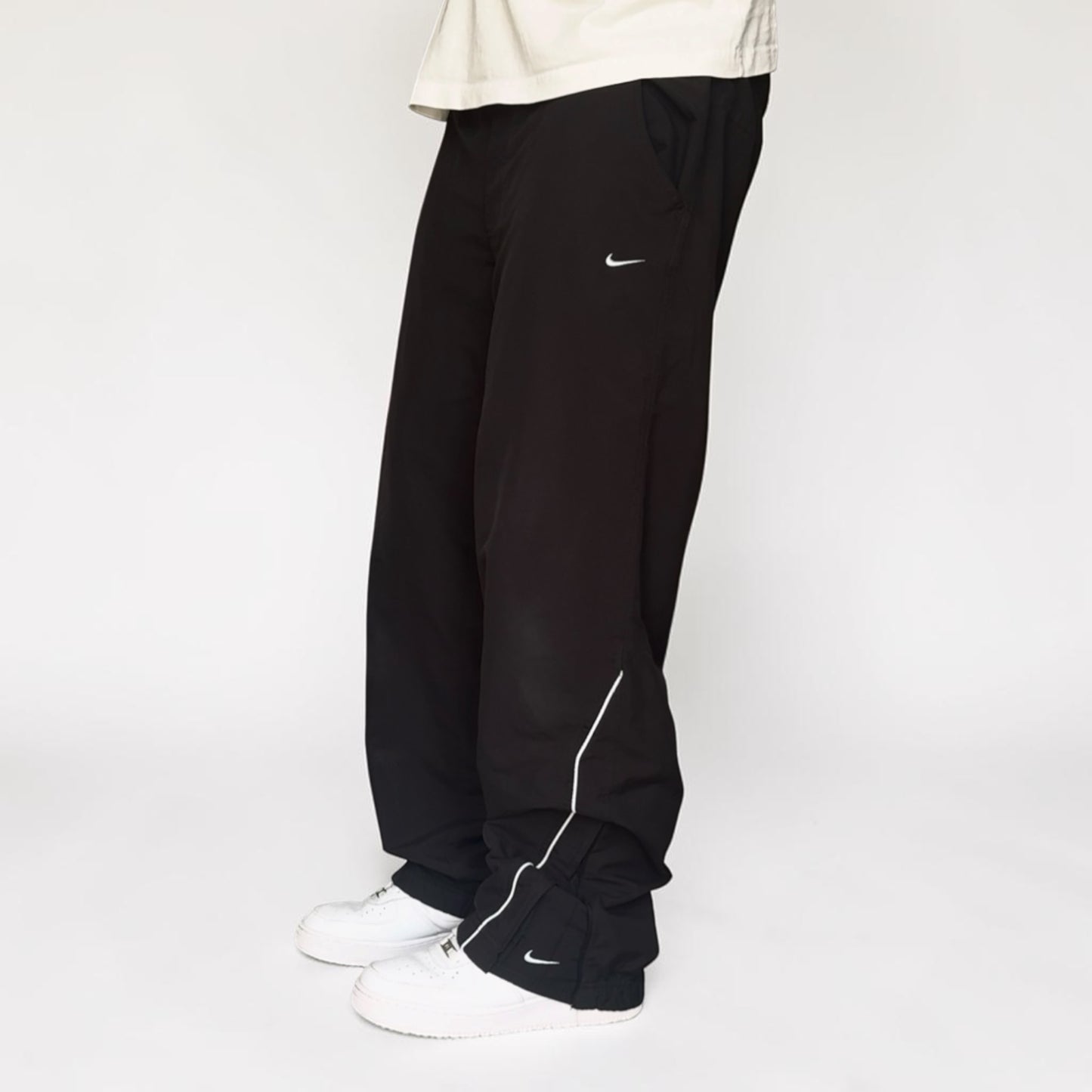 RARE 2000s Nike Trackpants Black *PREMIUM* - (L)