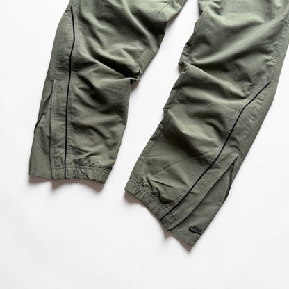 SUPER RARE 2000s Nike Trackpants Green - (S)