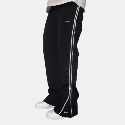 SUPER RARE 2000s Nike Trackpants Black - (S)