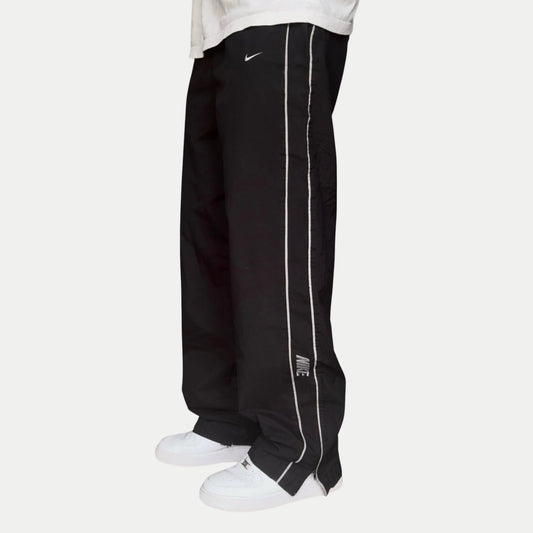 SUPER RARE 2000s Nike Trackpants Black - (L)