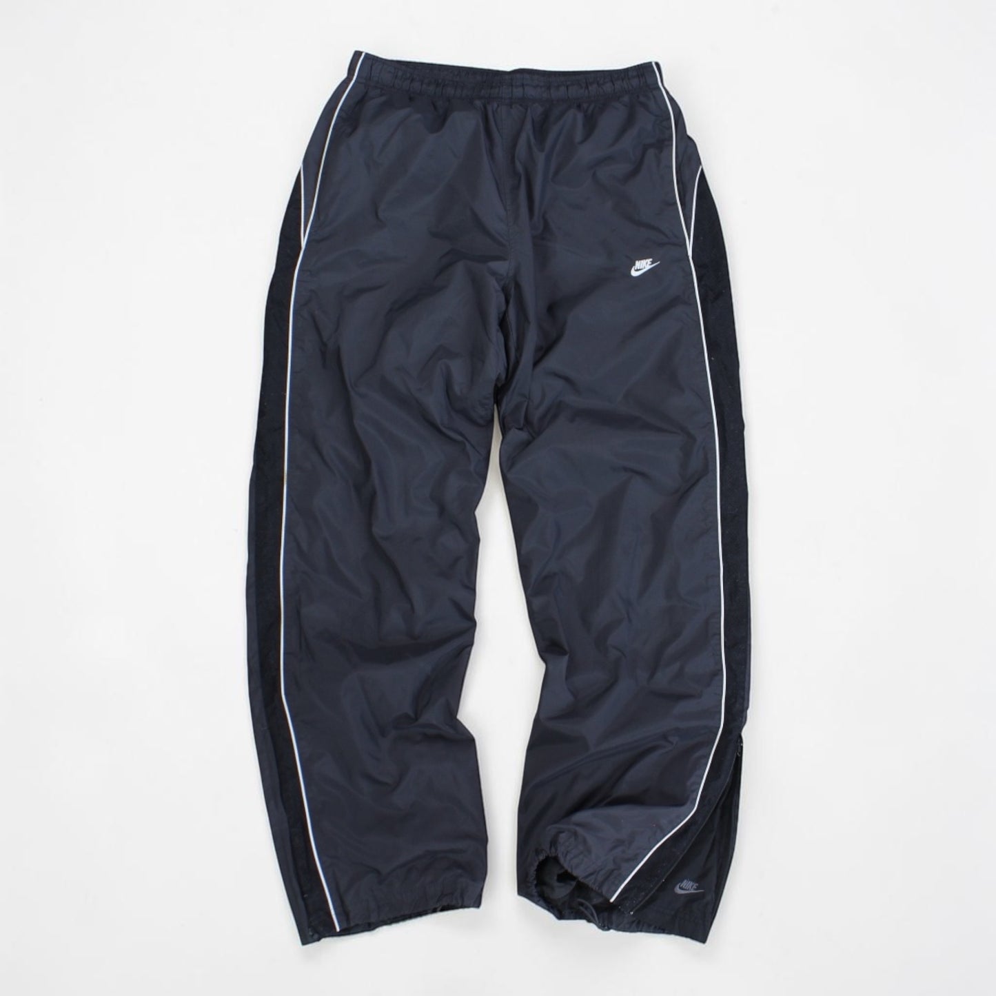 SUPERSELTENE Baggy-Trainingshose von Nike aus den 00ern, Grau – (L)