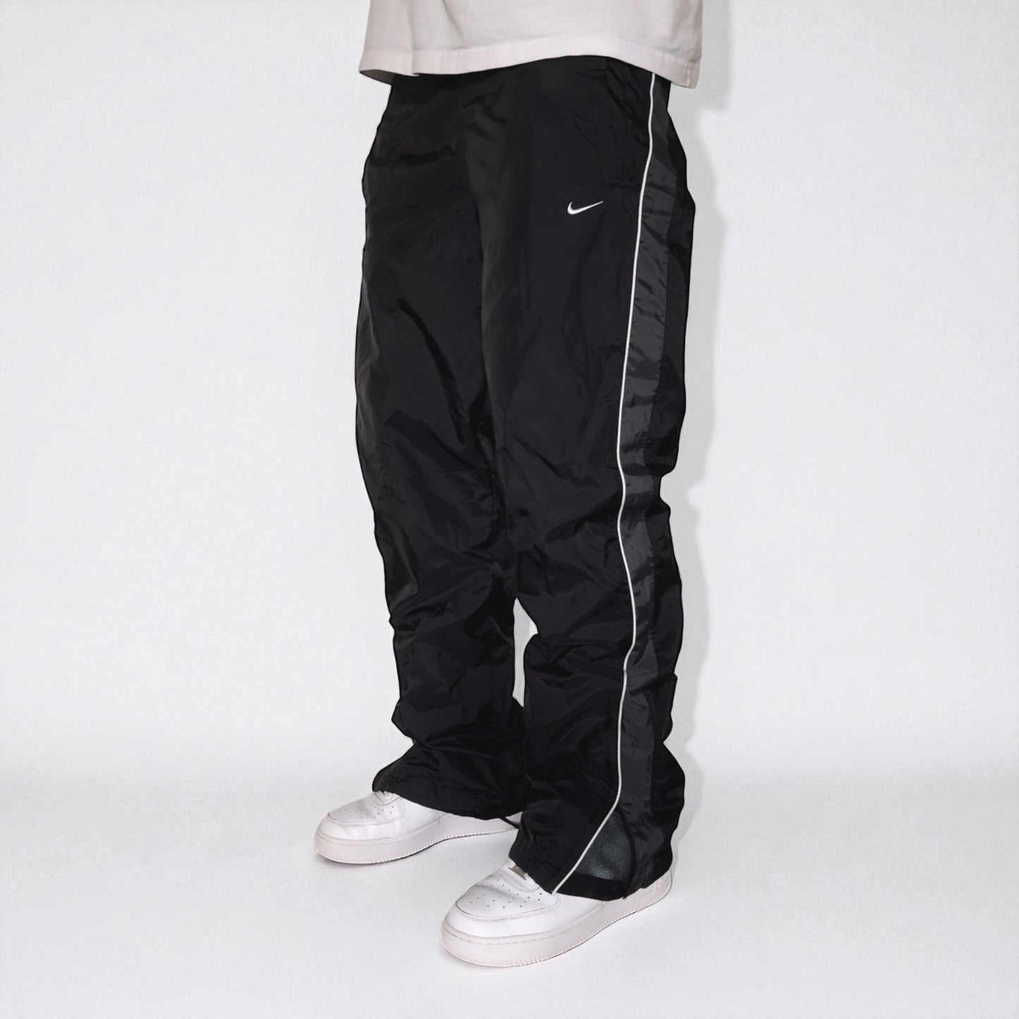 RARE 2000s Baggy Nike Trackpants Black - (M)