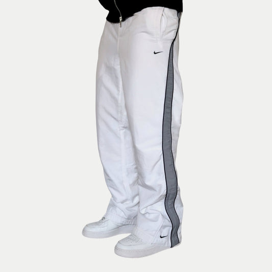 SUPER RARE 2000s Nike Trackpants White *PREMIUM* - (L)