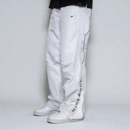 SUPERSELTENE Baggy Nike Shox Trainingshose aus den 2000ern, Weiß – (L)