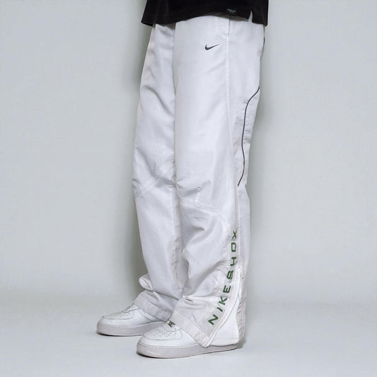 SUPERSELTENE Baggy Nike Shox Trainingshose aus den 2000ern, Weiß – (L)