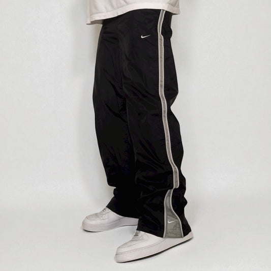 SUPER RARE 2000s Nike Trackpants Black - (S)