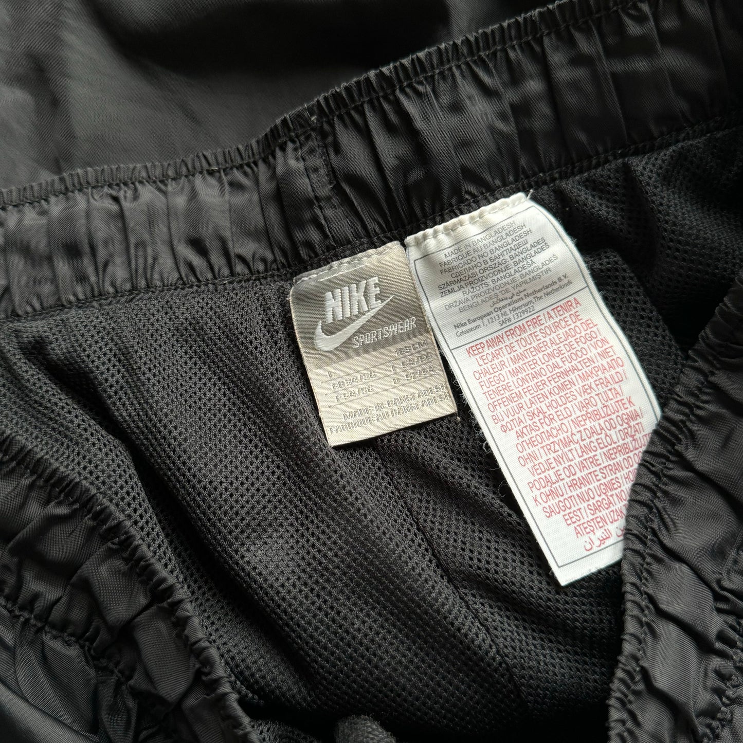 SUPER RARE 2000s Baggy Nike Trackpants Black - (L)