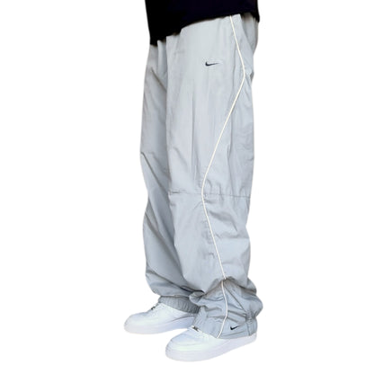 RARE 2000s Nike Trackpants Grey - (L)