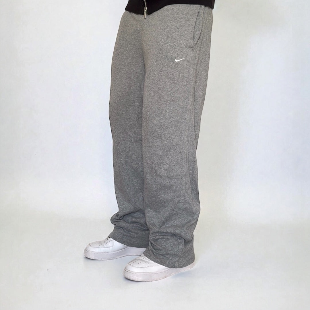 RARE 2000s Nike Joggers Grey - (L)