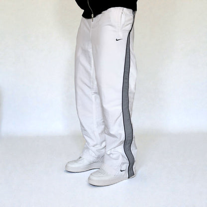 SUPER RARE 2000s Nike Trackpants White *PREMIUM* - (M)