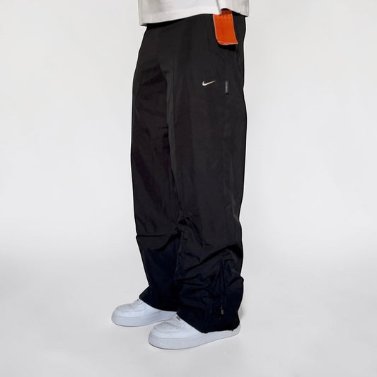 RARE 2000s Nike Trackpants Black BRAND NEW - (S)