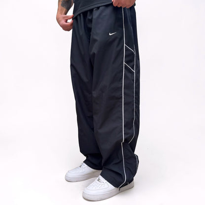 RARE 2000s Baggy Nike Trackpants Black - (L)