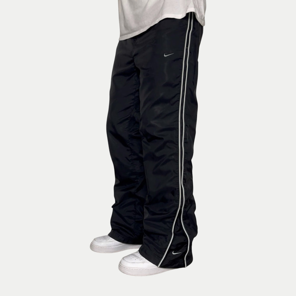 SUPER RARE 2000s Nike Trackpants Black - (L) | PREMIUM