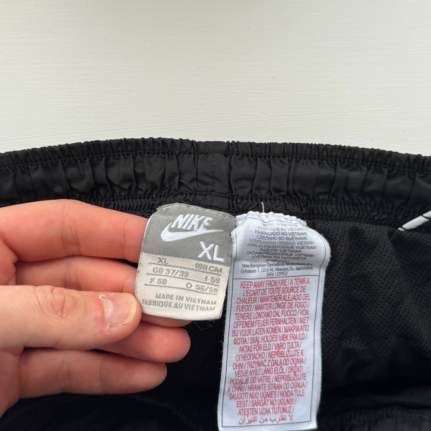 SUPER RARE 2000s Baggy Nike Trackpants Black - (L) | PREMIUM