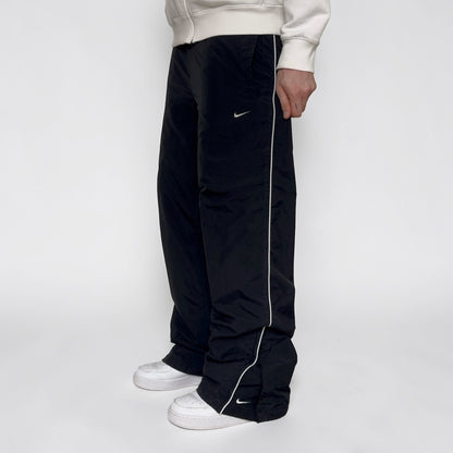 SUPER RARE 2000s Nike Trackpants Black - (S)