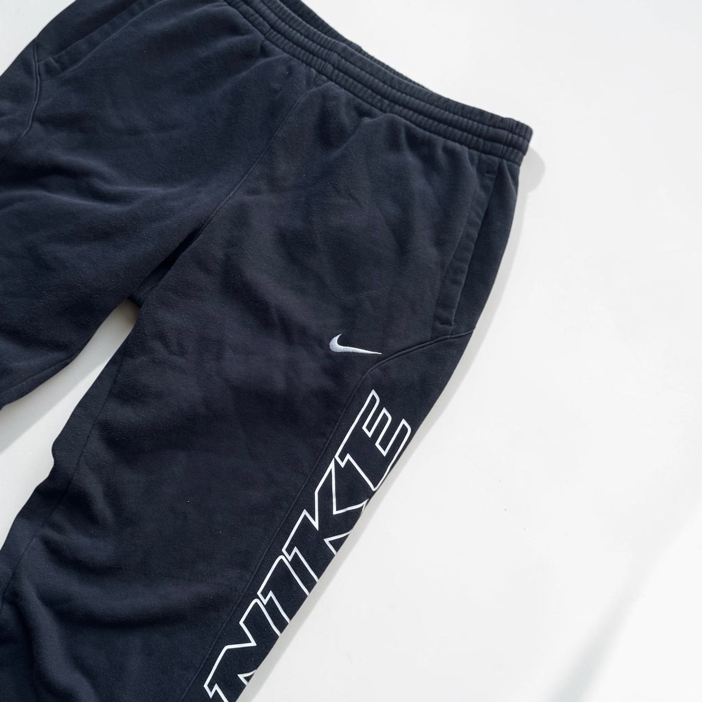 RARE 2000s Nike Joggers Black - (M)