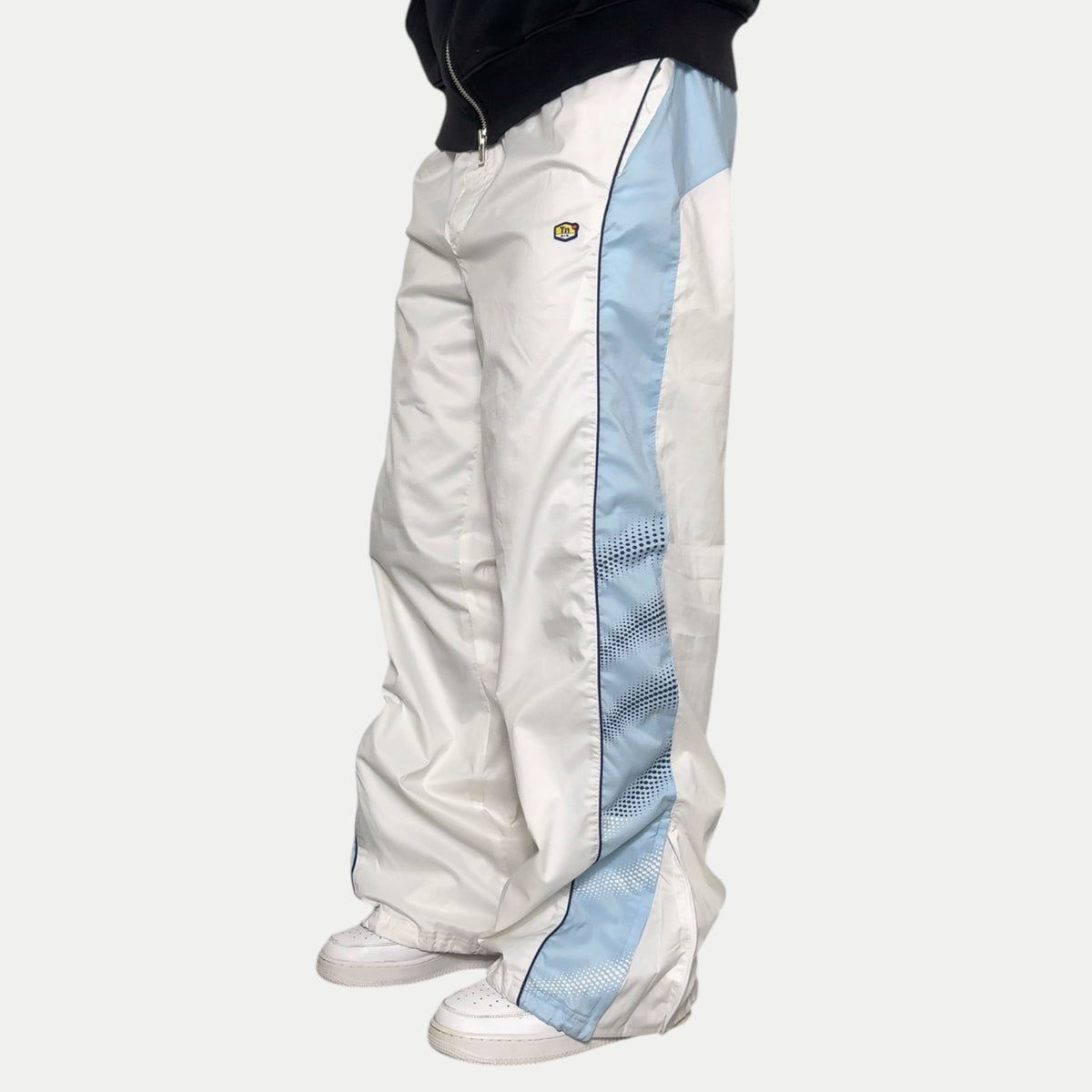 SUPER RARE 2000s Nike TN Trackpants White - (XL) | PREMIUM