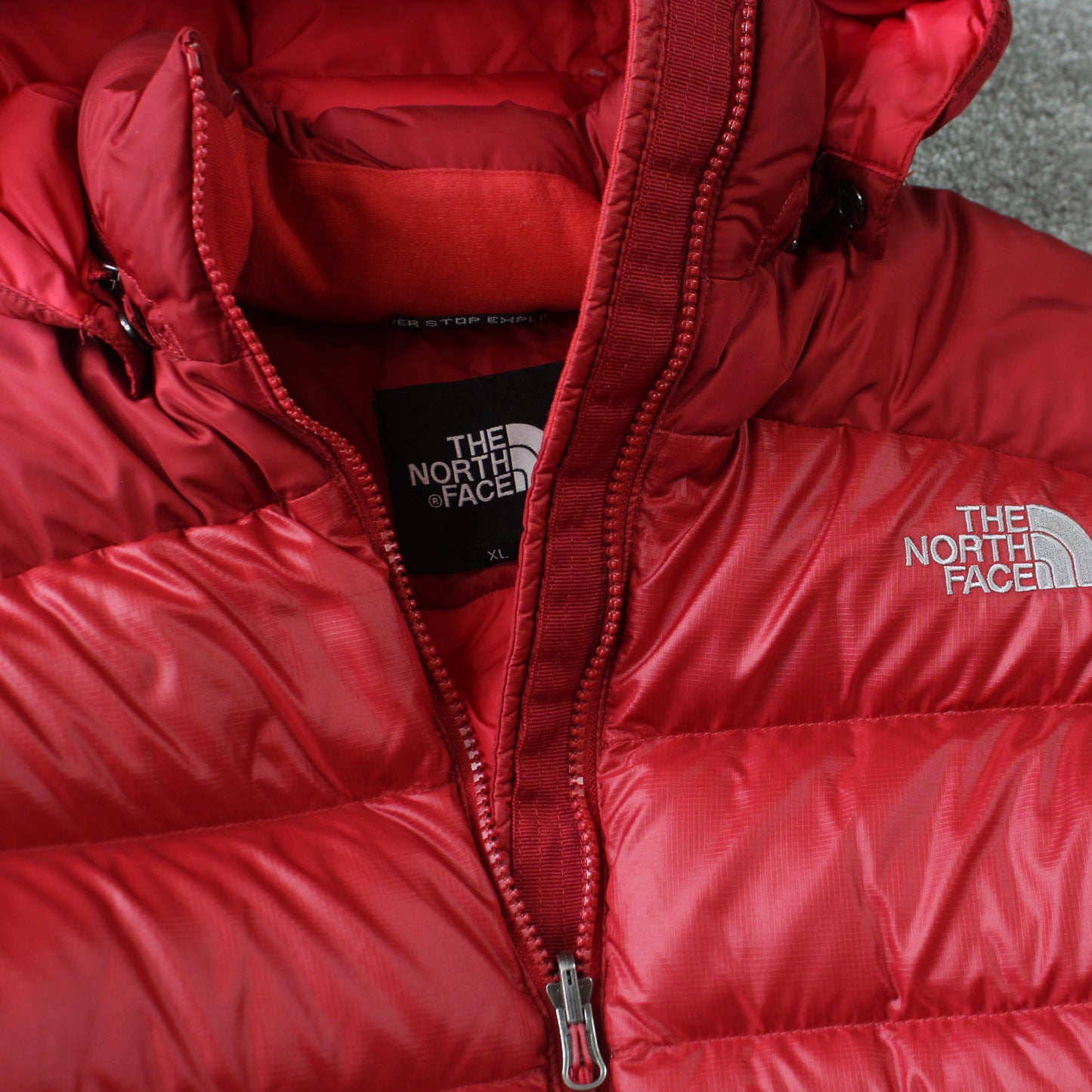 The North Face 700 Puffer Red - (S)