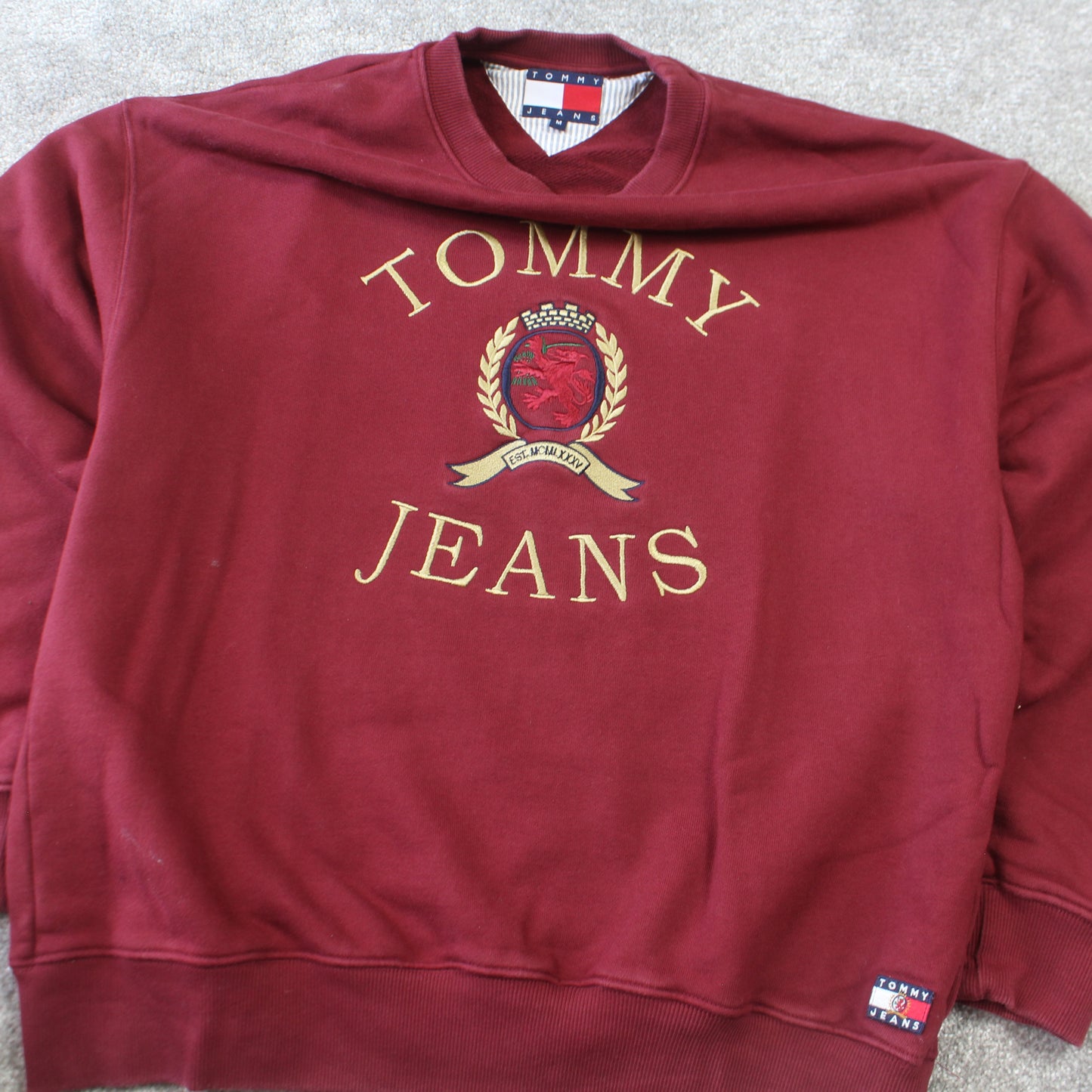 Vintage 1990s Tommy Hilfiger Sweatshirt Burgundy - (S)