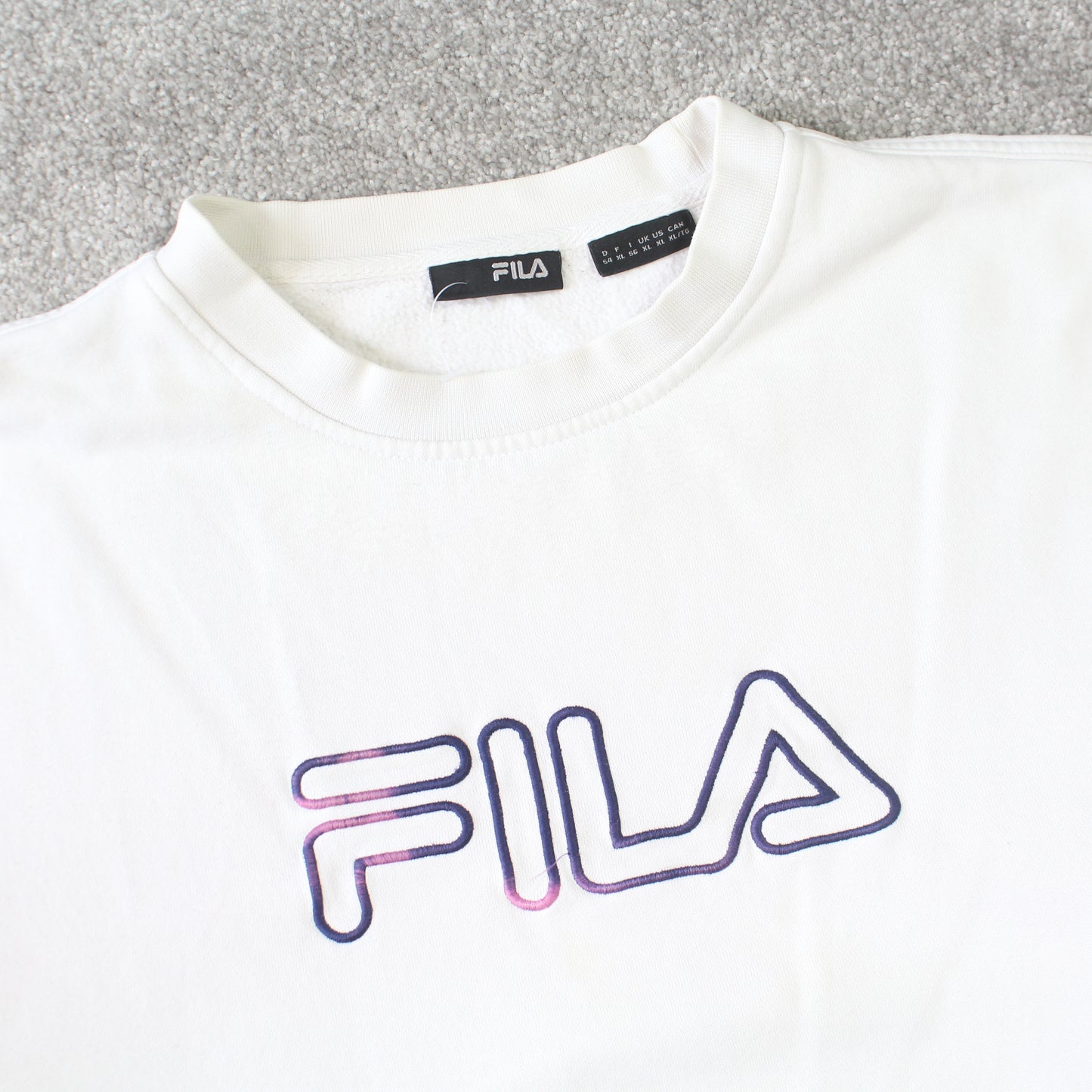 Vintage 1990s Fila Sweatshirt White - (L)