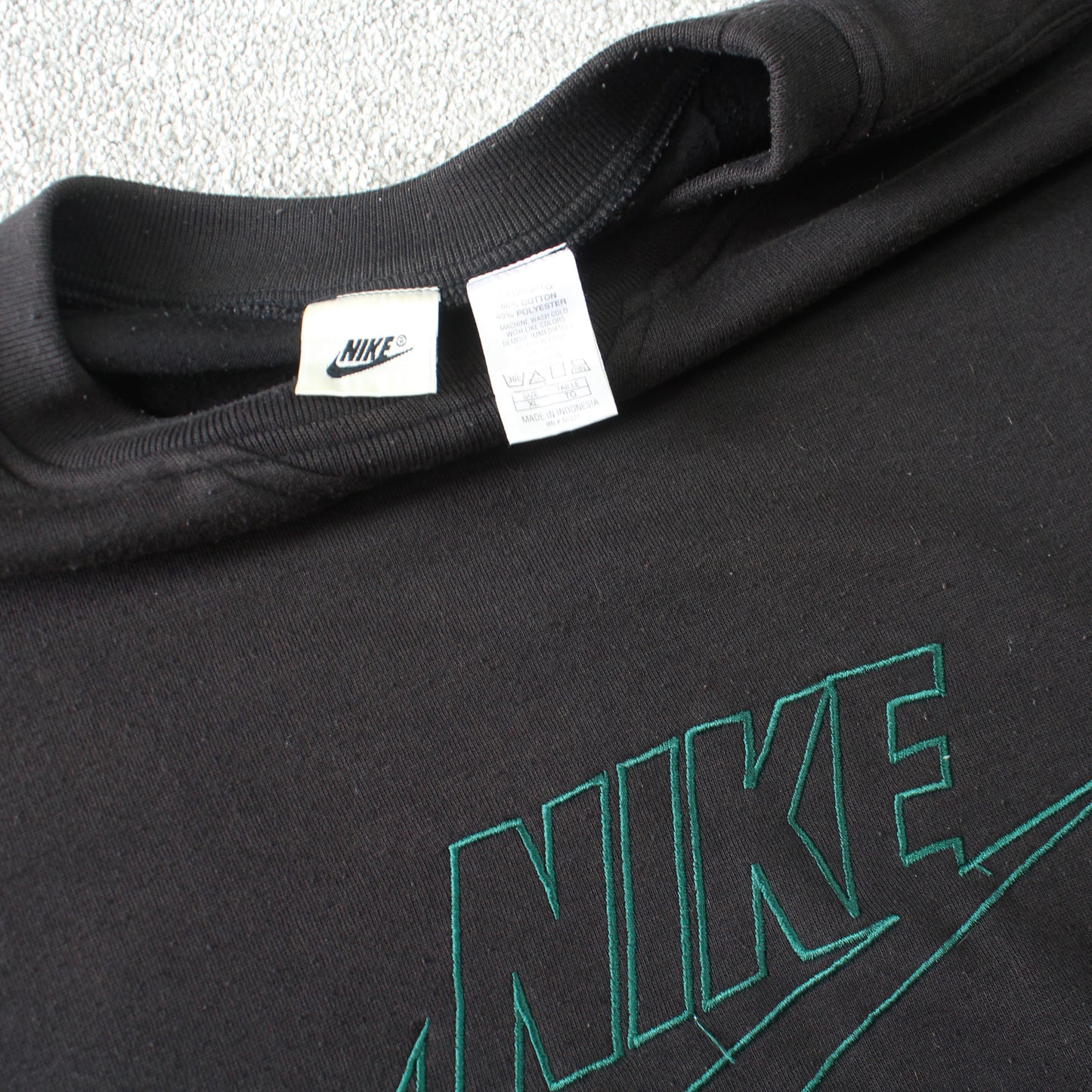 Vintage 1990s Rare Black Nike Sweatshirt - (Large)